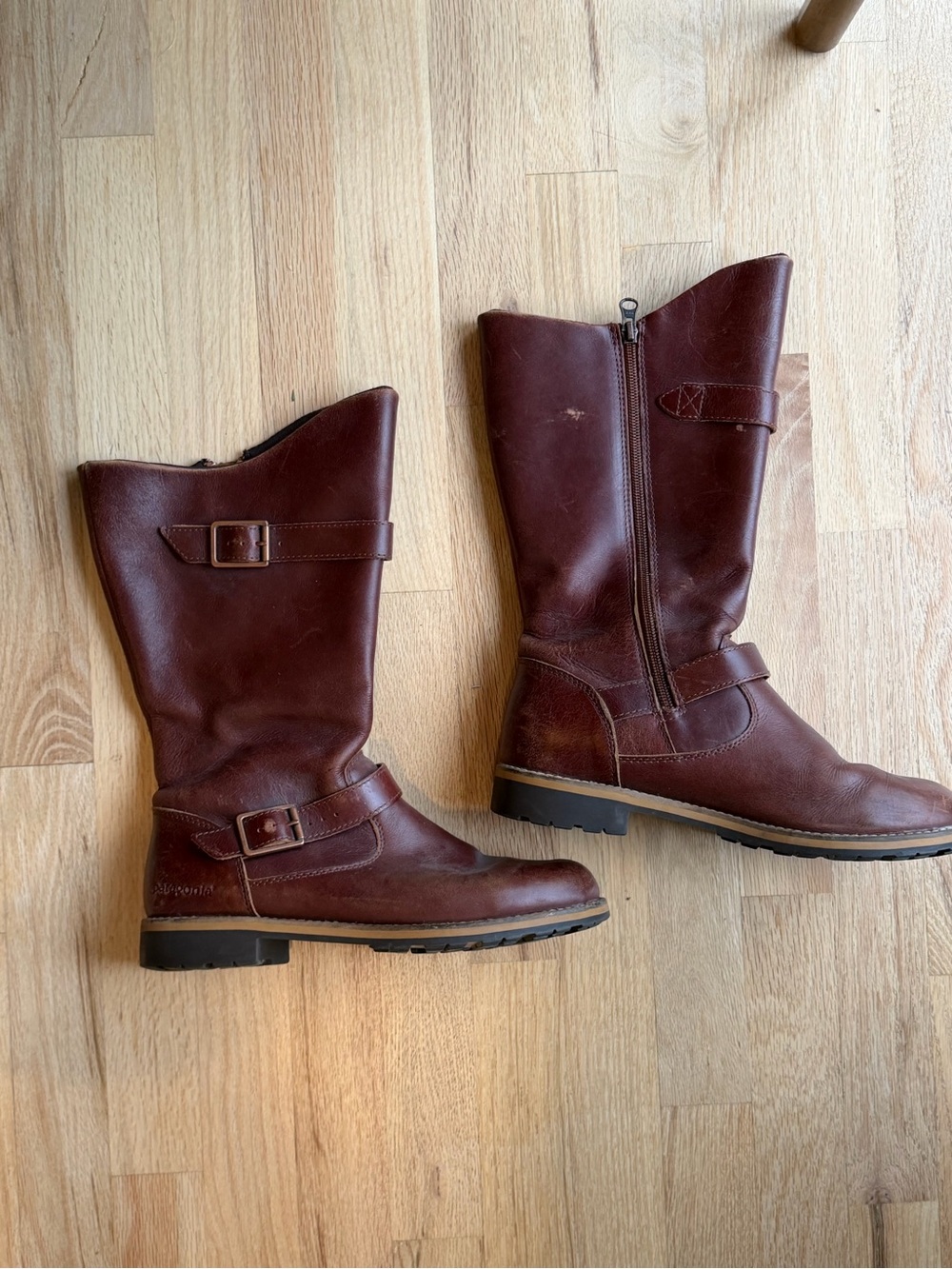 Patagonia midcalf leather boots